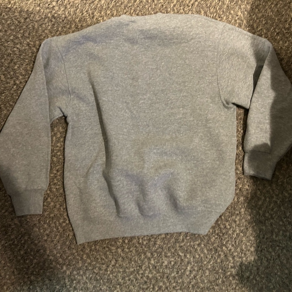Sweatshirt - Picture 2 of 3